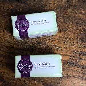 Scentsy 15 watt light bulbs